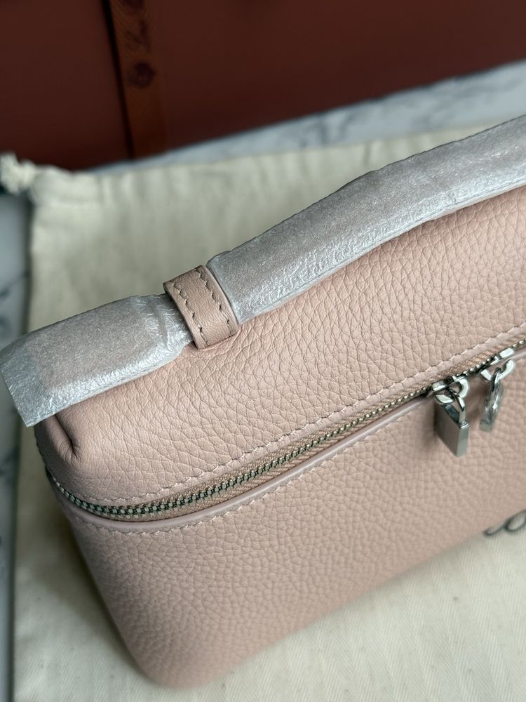 Сумочка лоро пиана loro piana сумка
