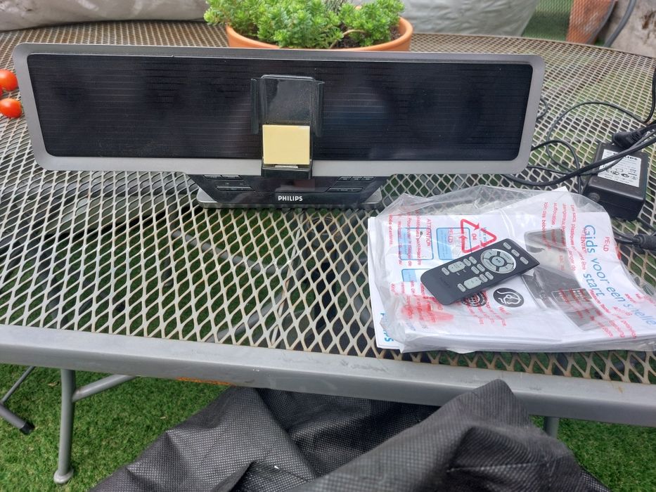 Coluna de som Philips.