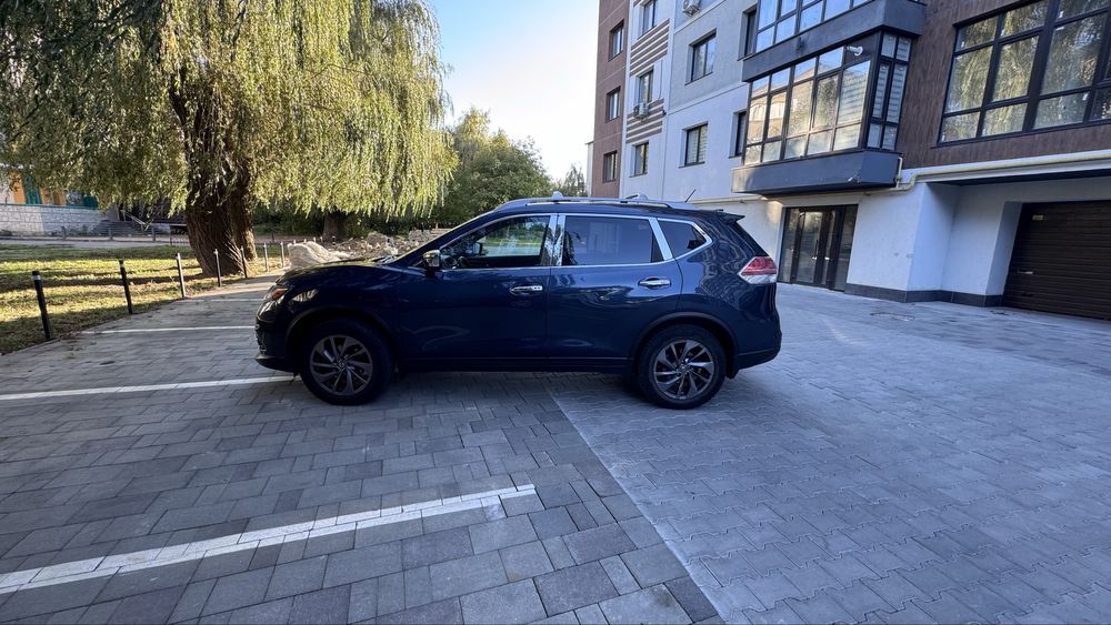 Продам власне авто Nissan Rogue 2016 SL PREMIUM