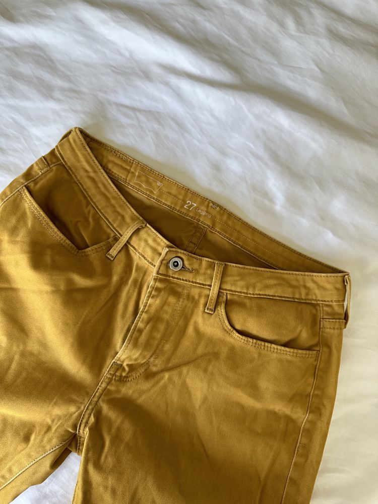 Legging Levi’s cor amarelo mostarda