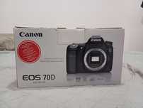 Máquina fotográfica canon 70d
