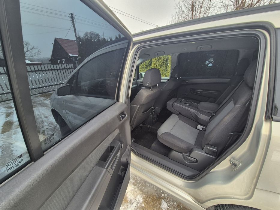 Opel Zafira 1.8 140km LPG OPC Line