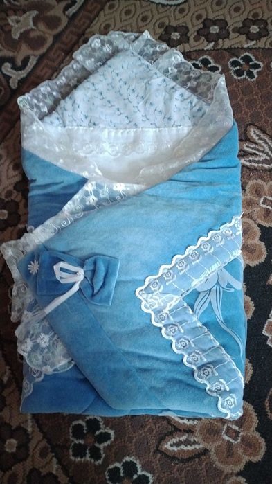 Продам конверт для новонародженого. Все вопросы пишить у вайбер.