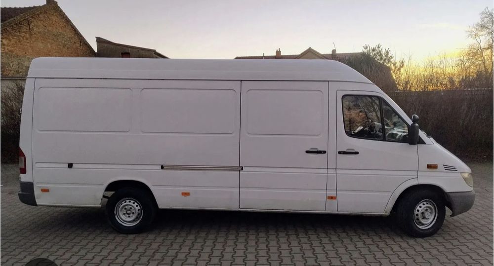 Wypożyczalnia Aut Dostawczych - Wynajem busów