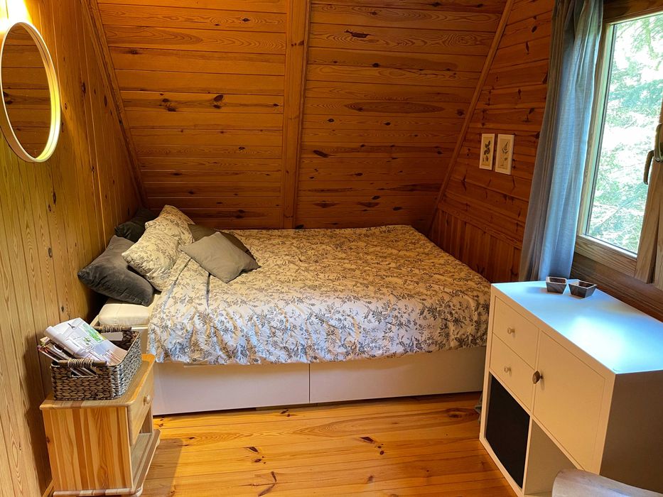 Domek Leniwiec: Jacuzzi, Kominek, Las, Rzeka. Komfort, Relaks, Spokój