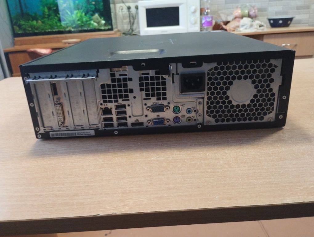 Продам системный блок НР 8100.