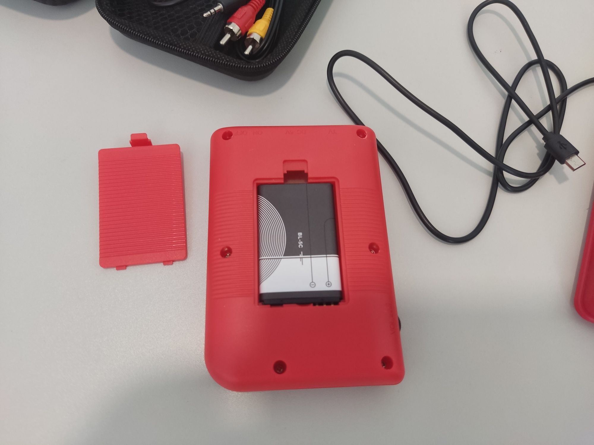 Consola portátil retro 500 jogos com bateria