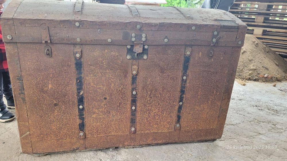 Stara skrzynia kufer
