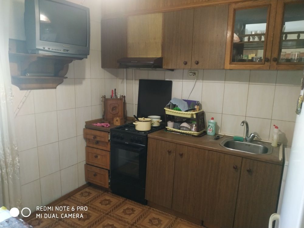 Сдам отличную комнату для девушки в районе Юридической Академии!