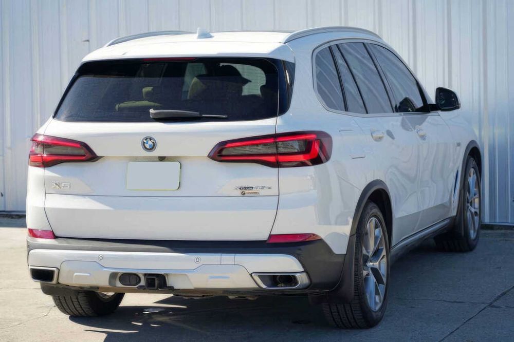 BMW X5 xDrive45e      2022