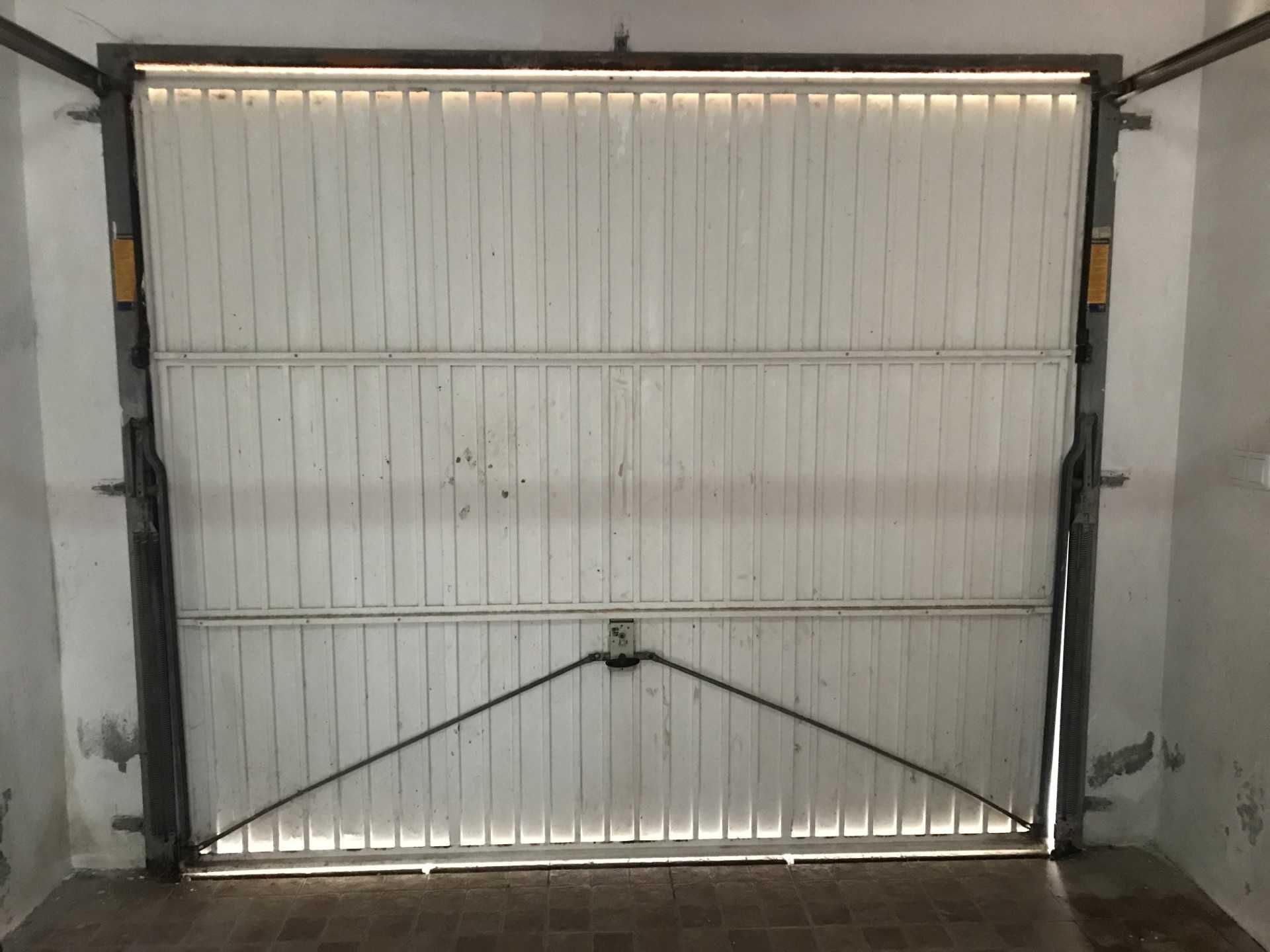 Portão de garagem 2.50mts. 2.10mts
