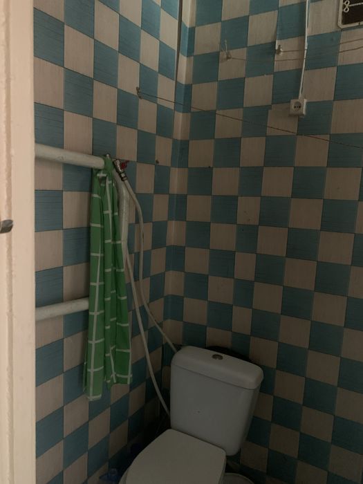 Продаем 1 комнатную квартиру Терновской район. 8 горбольница.