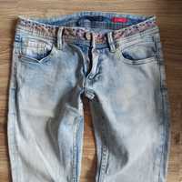 Reserved XS-S spodnie jeans