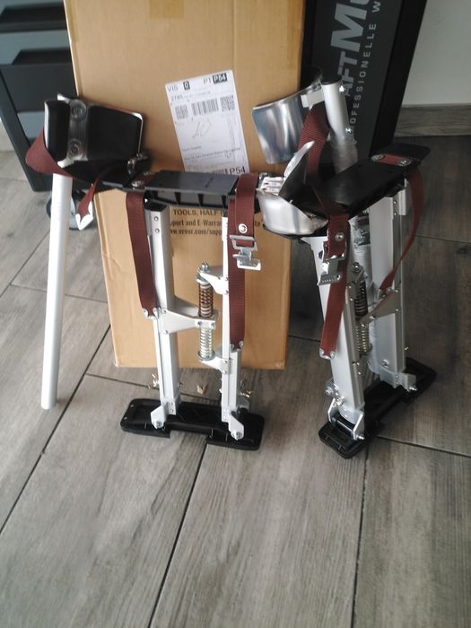 Palafitas novas na caixa, valor 80 Euros