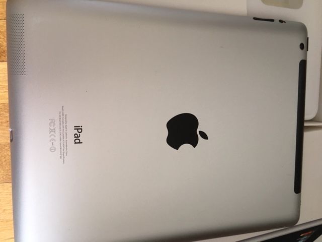 Apple ipad 4 A1460 Wi-Fi 32