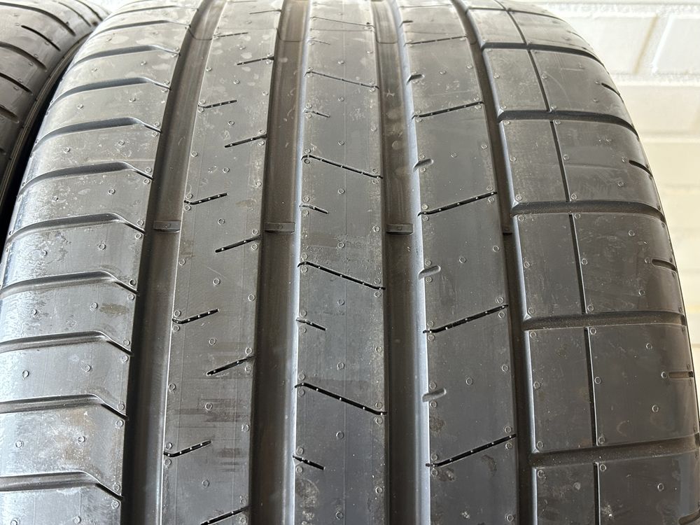 Nowe Pirelli P Zero PZ4 305/30/20- 2szt. biały ring