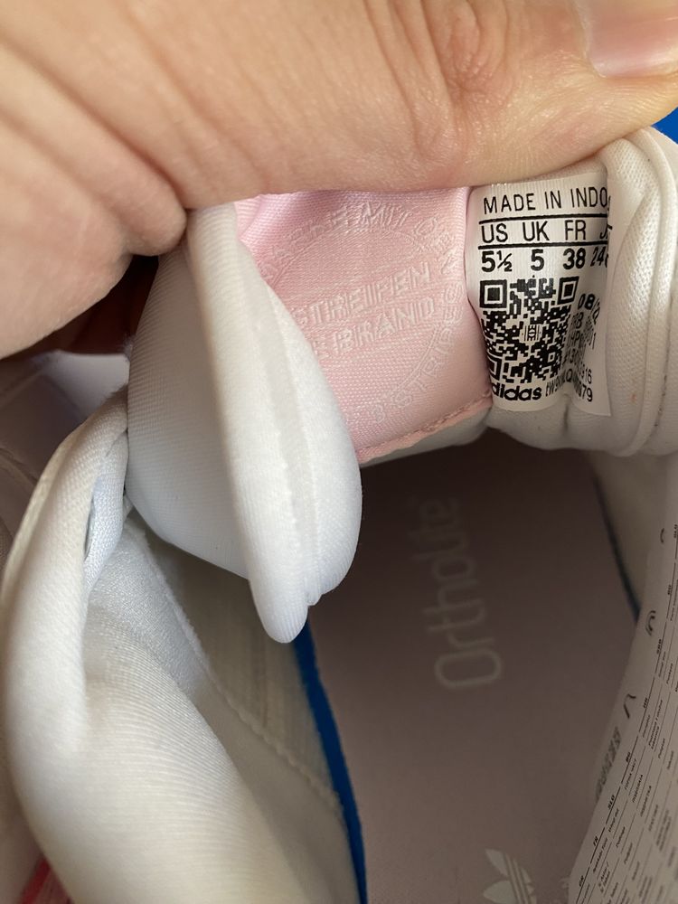 Tenis branco e rosa adidas Novos