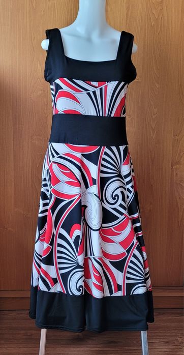 Sukienka w print rozmiar L/XL