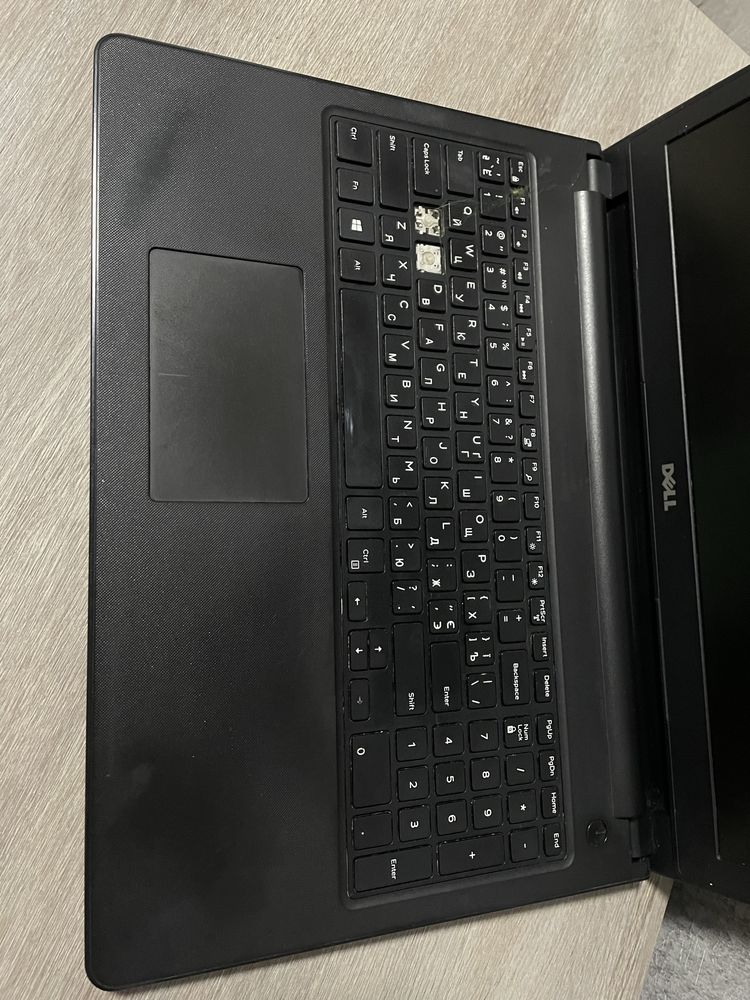 Ноутбук Dell Inspiron 15-3567 i3
