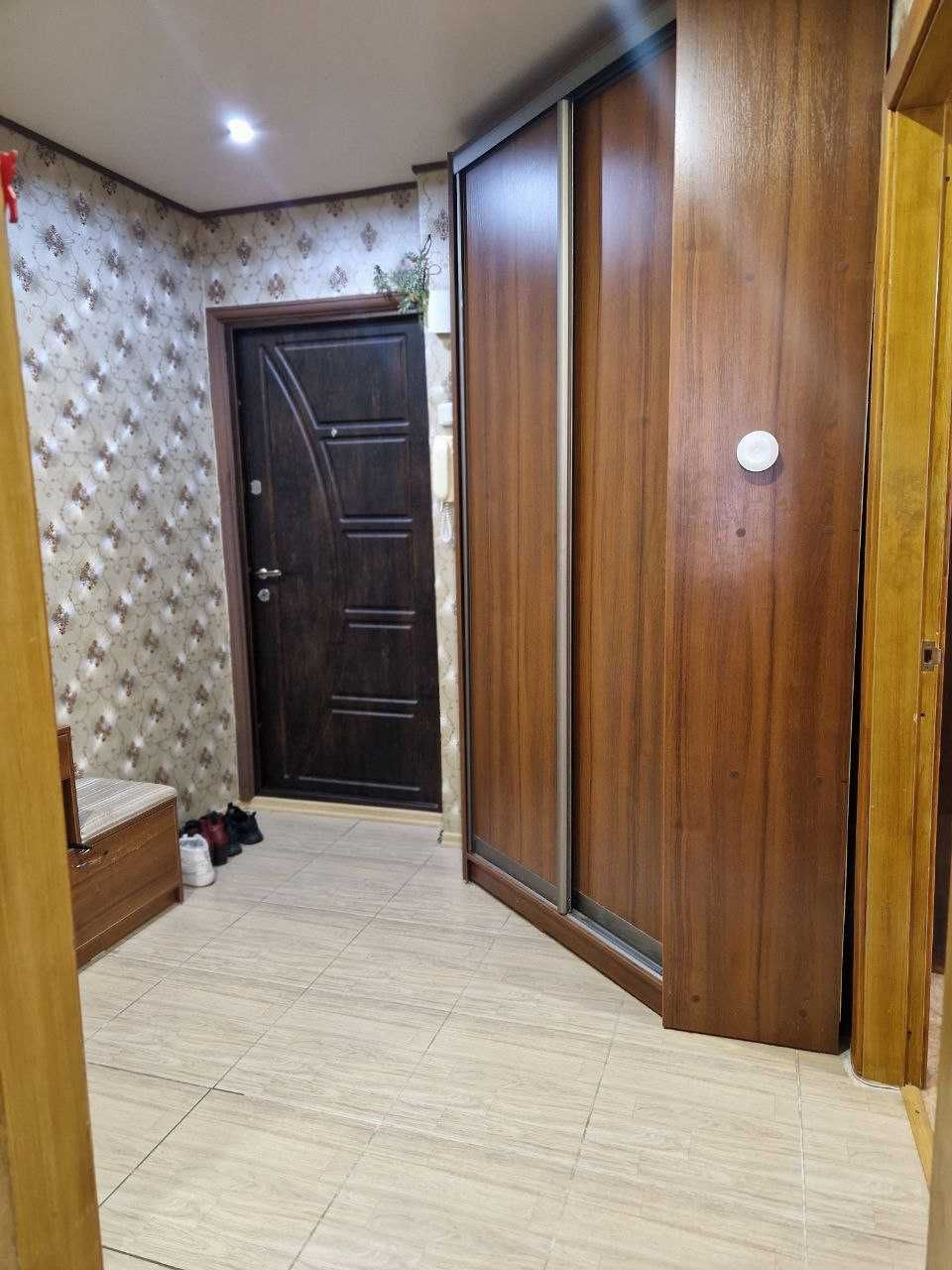 3 кімнатна квартира на Кругу, Є- відновлення