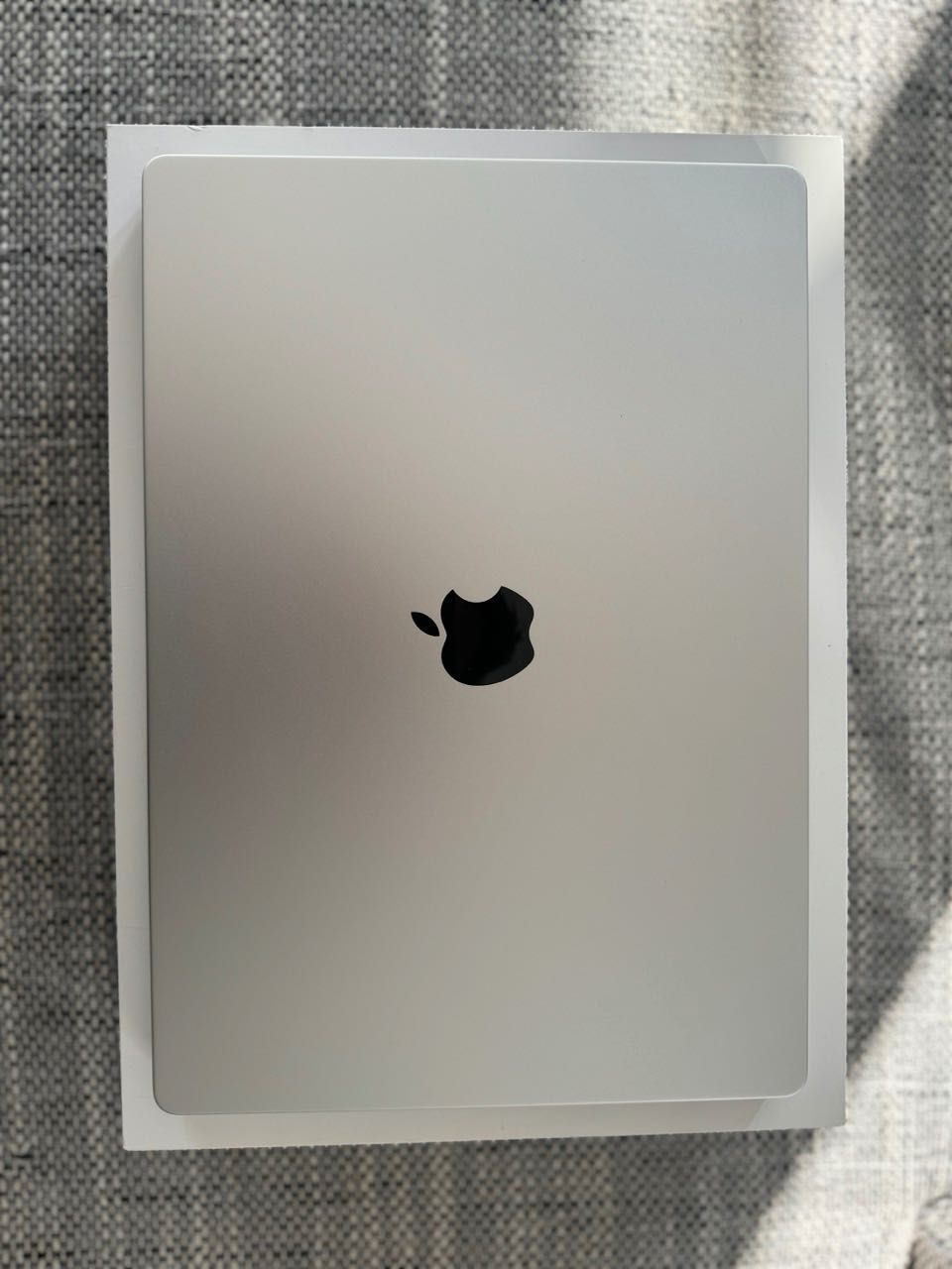 MacBook Pro M3Max / 64GB / 2TB / Silver