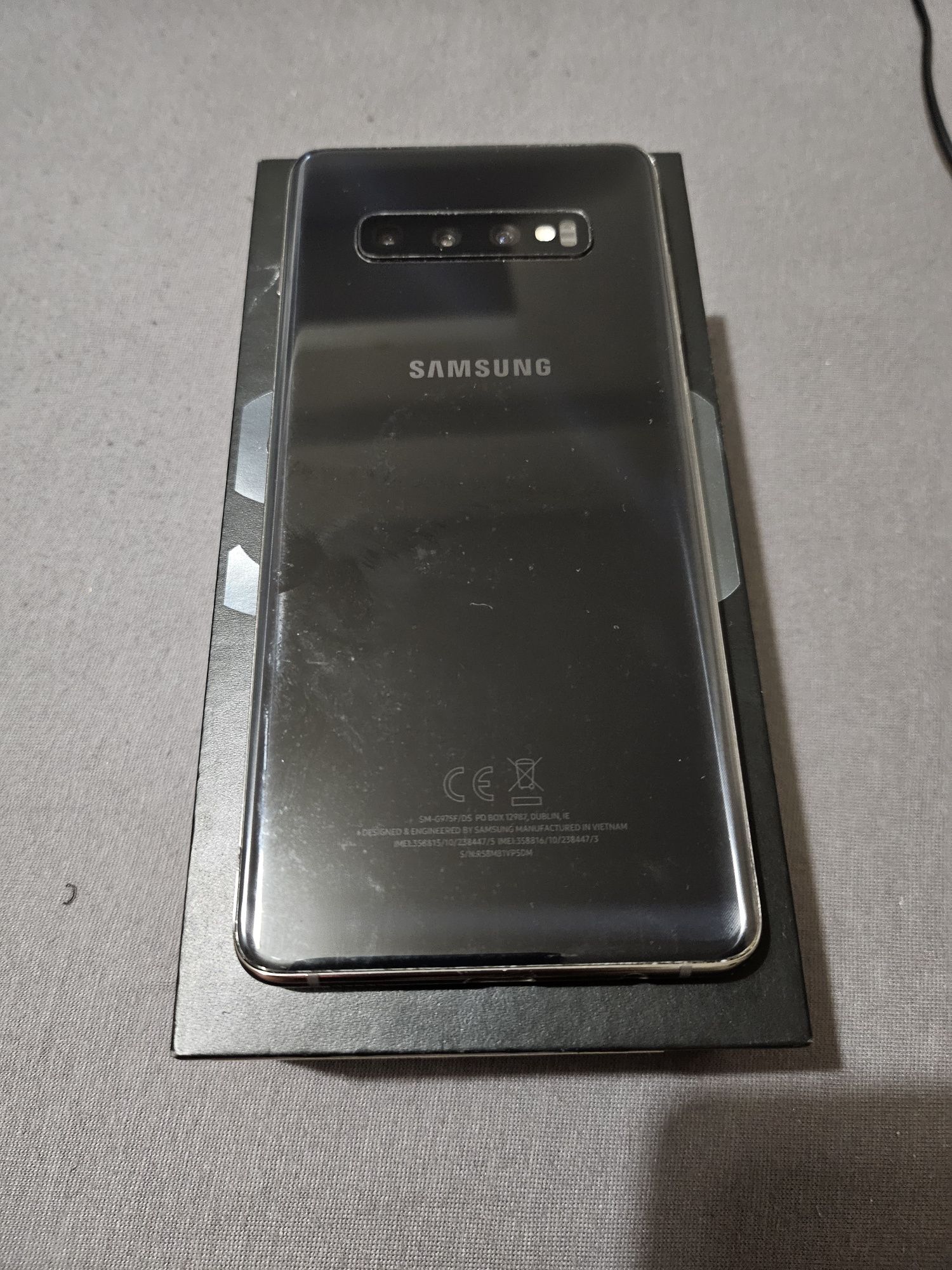 Samsung galaxy S10+ 128gb
