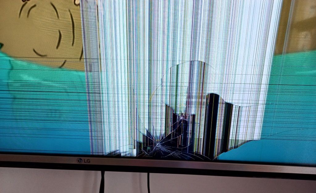 Telewizor LG 60 cali 60UH605V - uszkodzona matryca..