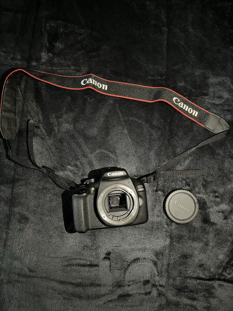 Câmara Fotográfica Canon 2000D