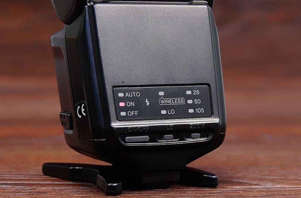 Фото спалах Minolta+ Чохол+ Акб