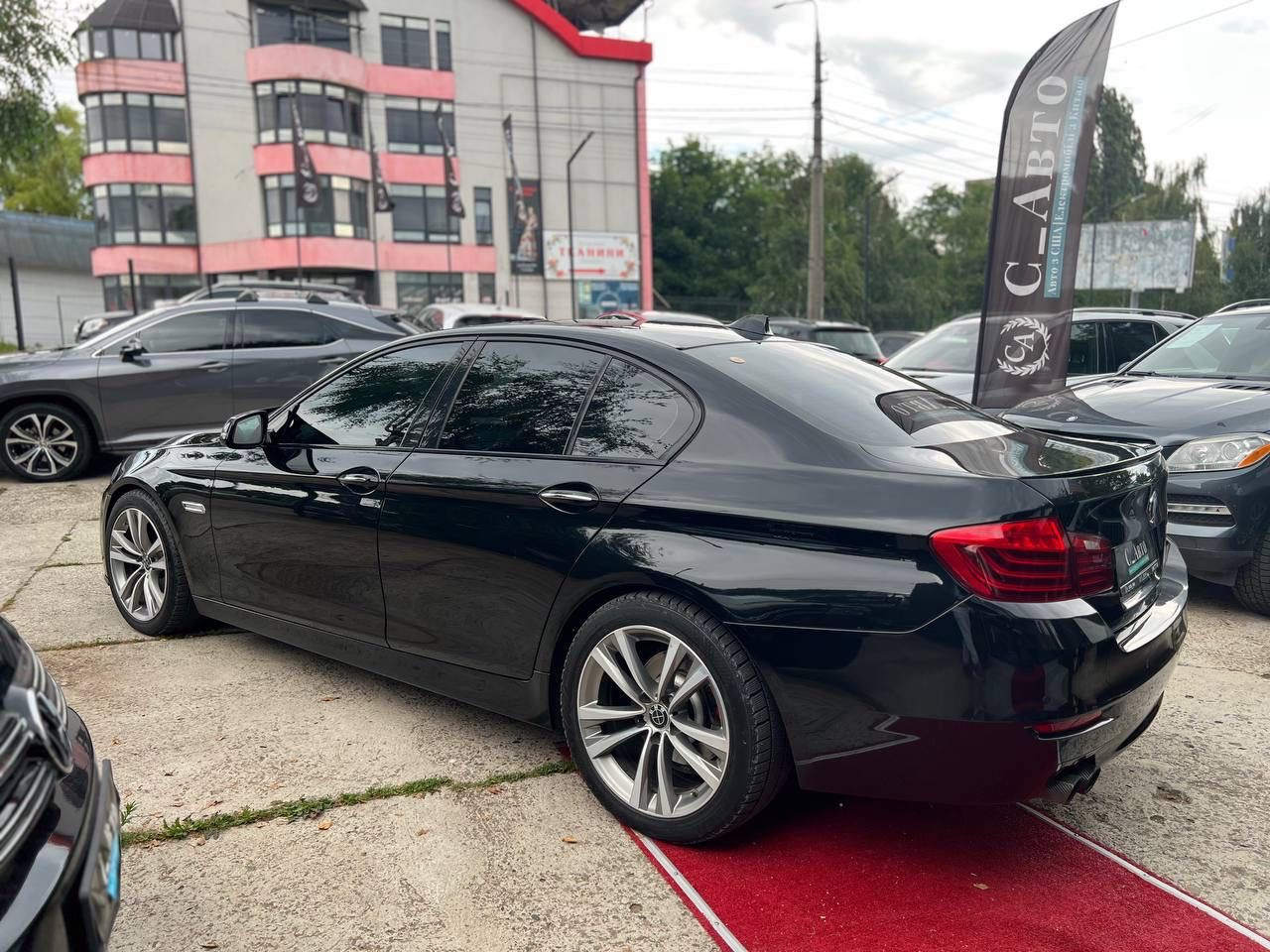 BMW 528 xDrive в кредит без АВАНСУ!!!