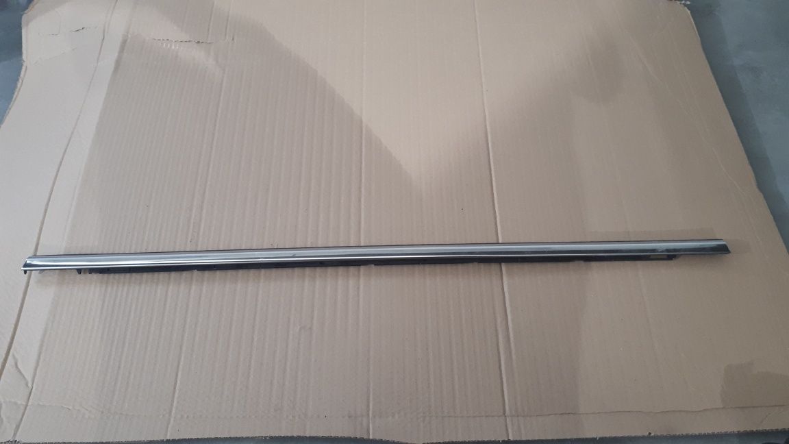Friso de porta Peugeot 308 sw