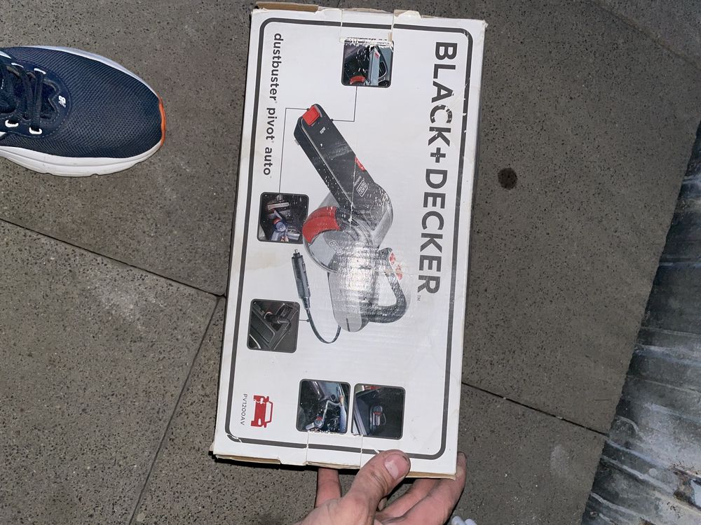 Odkurzacz samochodowy  Black+Decker
