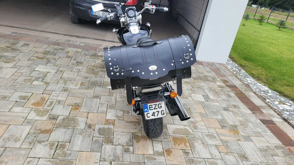 Suzuki Intruder VZ 800