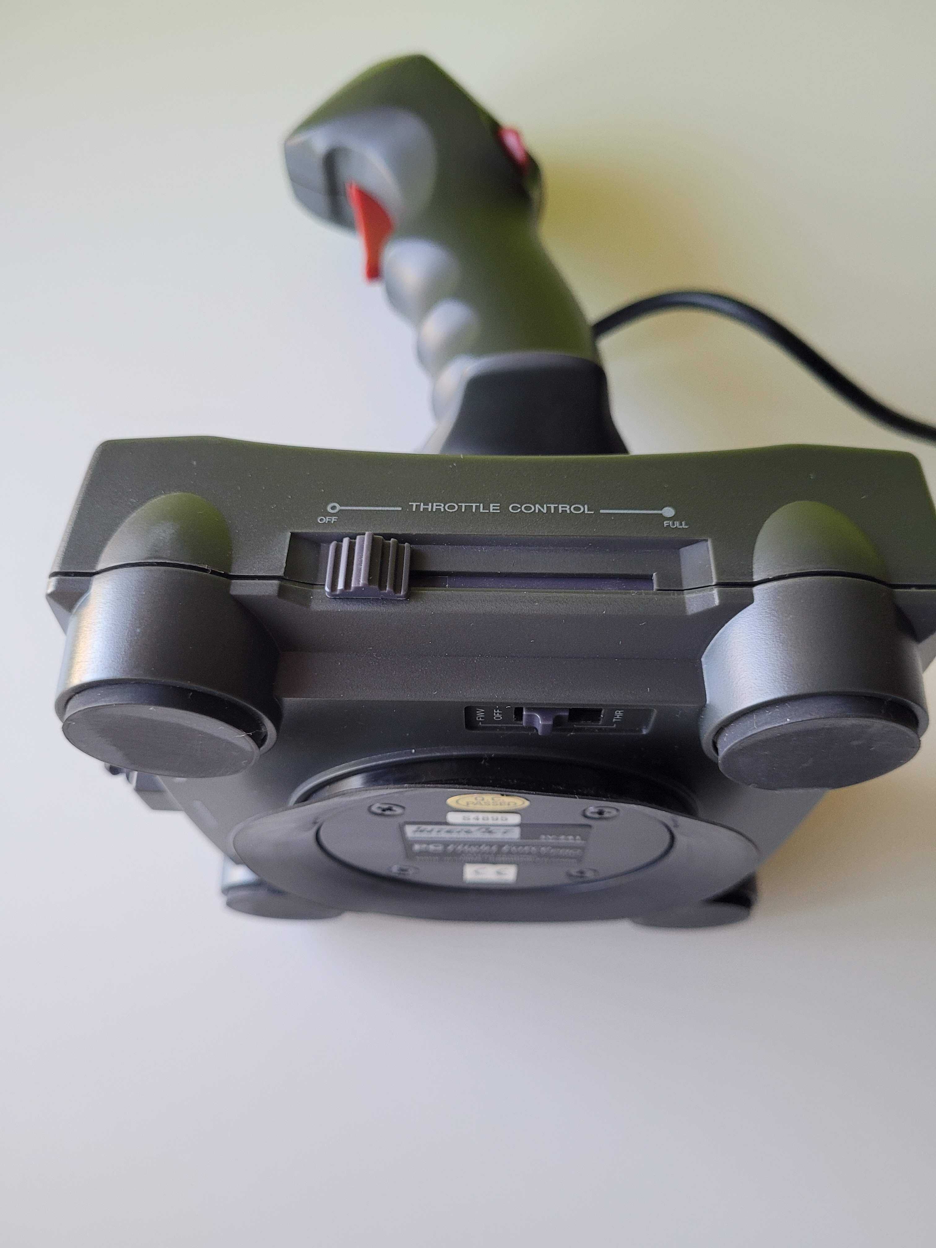 Flight Stick clássico Interact PC Flight Force Pro