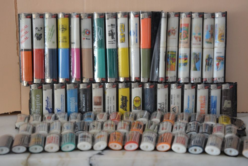 Coleção isqueiros Bic com publicidade