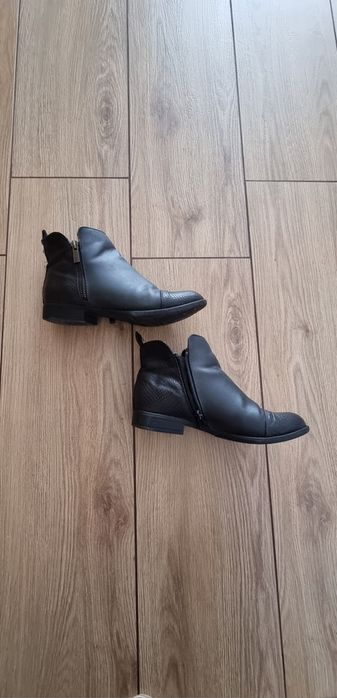 botki krótkie czarne r.37