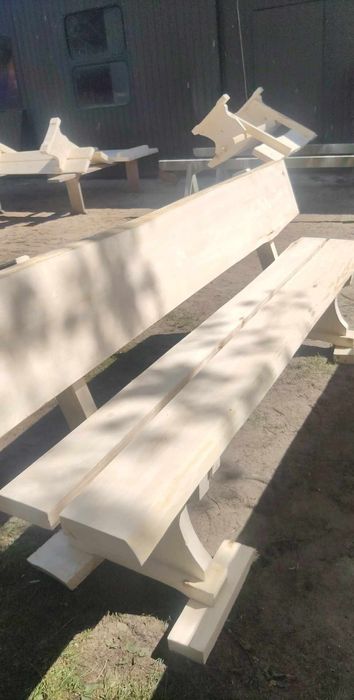 Meble ogrodowe drewniane