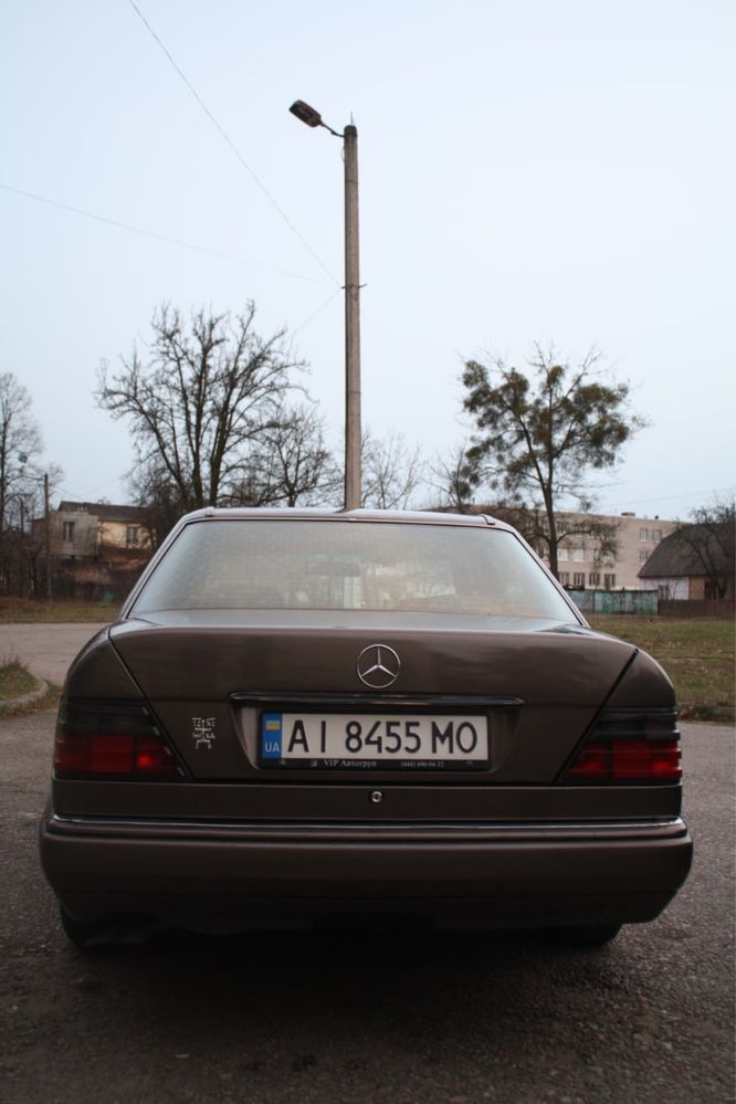 Mercedes W124 E300D