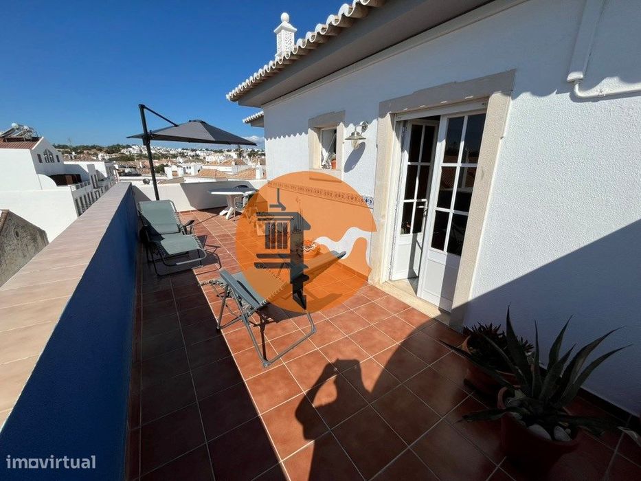 Apartamento Azul disponível para arrendamento temporário em Tavira