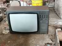 Tv muito antiga vintage