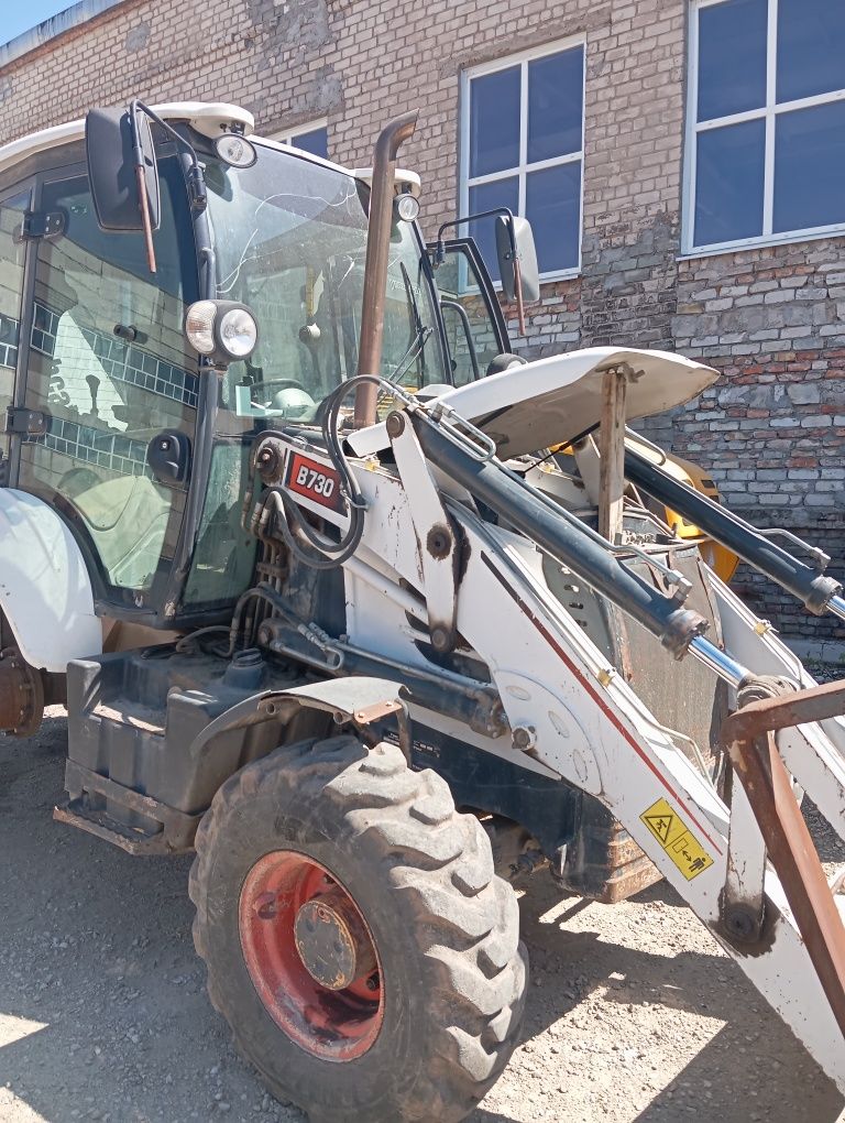 Екскаватор-навантажувач Bobcat B730 готов до роботи 2018 рік