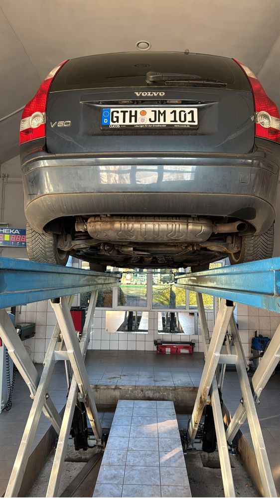 Volvo V50 2.4i 140km automat szpera bez rdzy