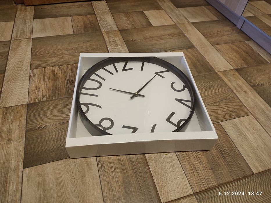 Nowy duży czarny zegar ścienny 40 cm