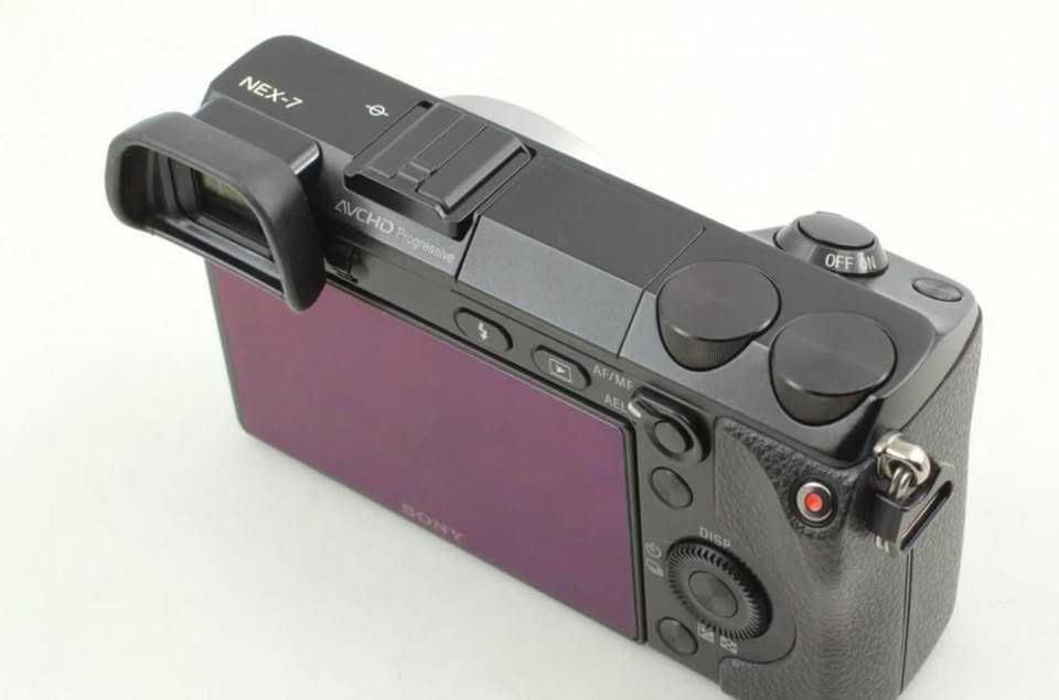 SONY ALPHA NEX 7 24.3MP ( Mirrorless) E- MOUNT c/Nova