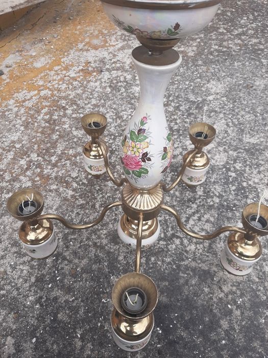 Вінтажна люстра на 5 плафонів