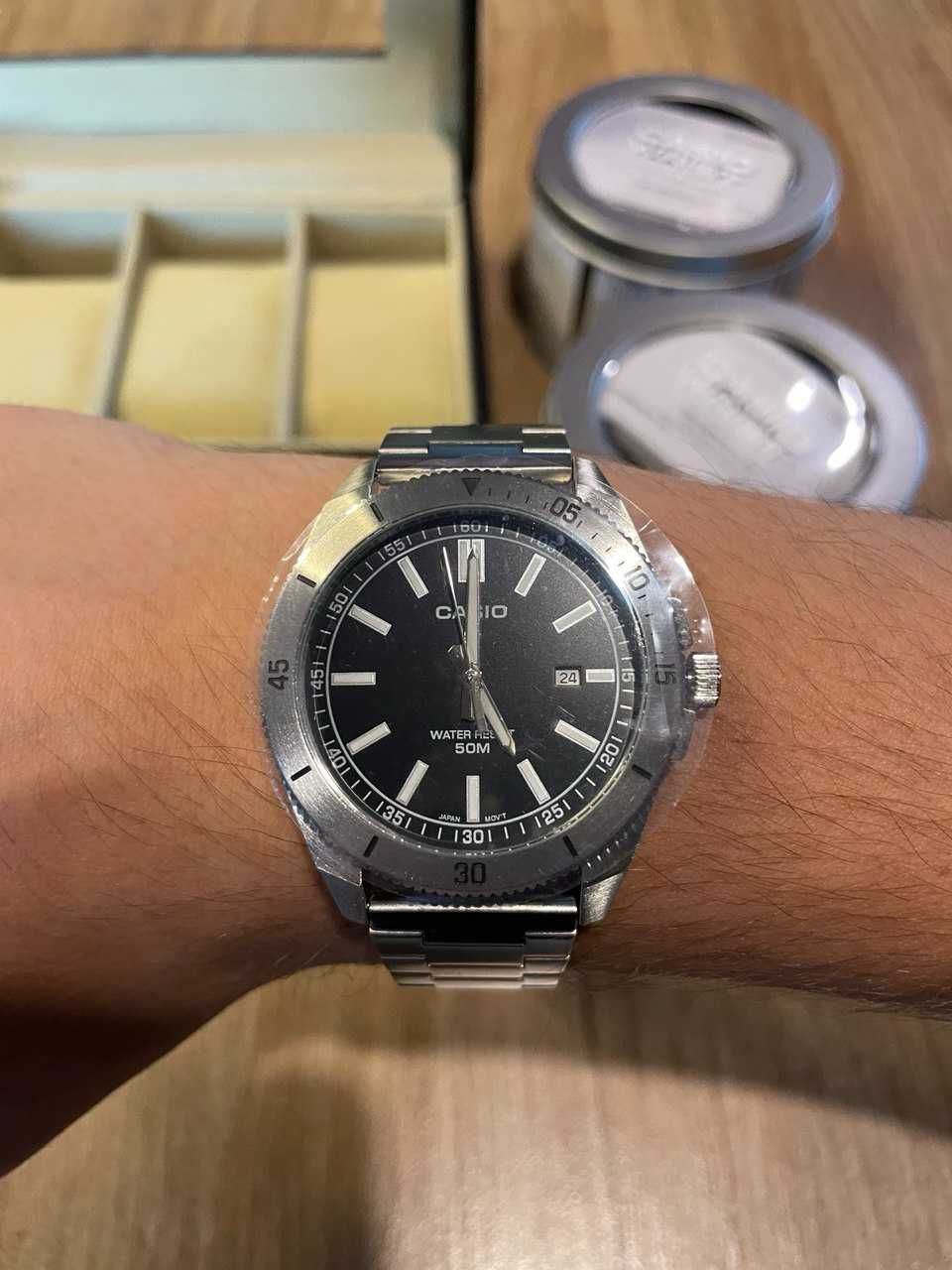 Наручний годинник CASIO MTP-B155D-1E  Нержавіюча сталь