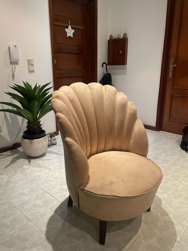 Cadeirão em Alcântara