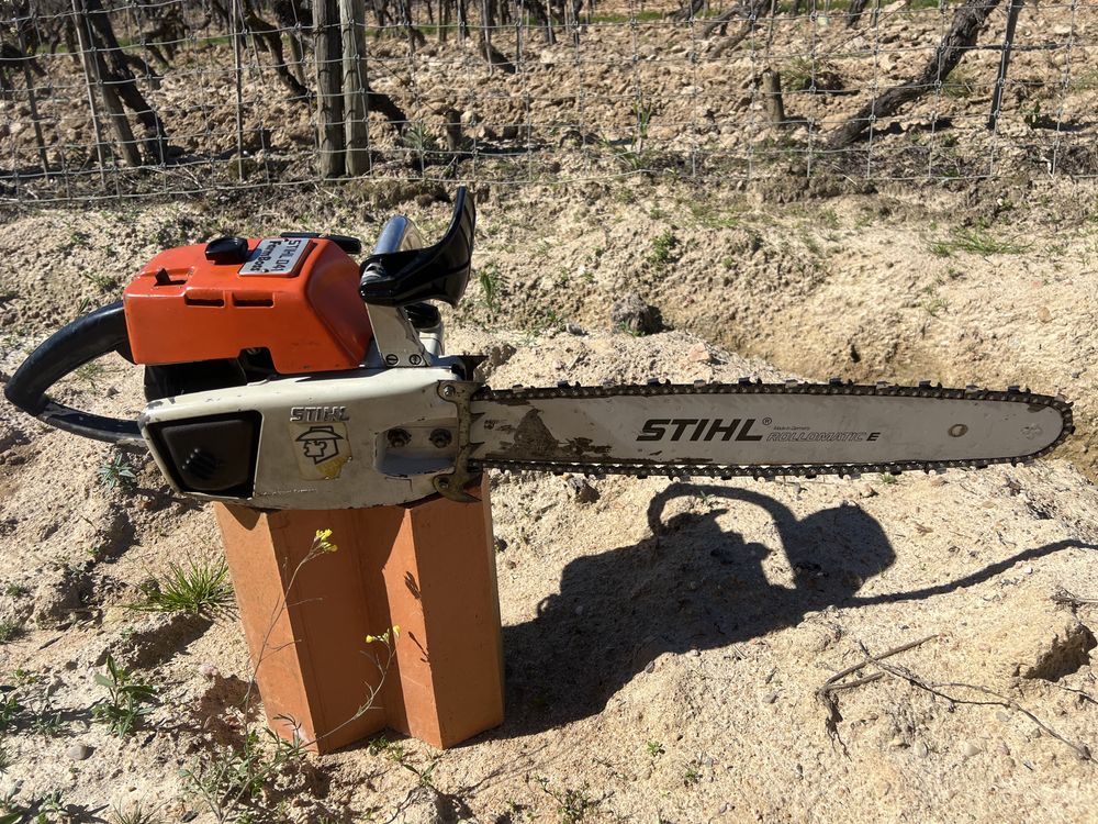 Sthil 041 farm boss em boas condicoes de trabalho.