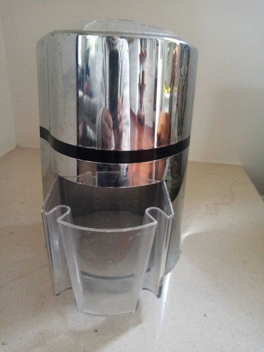 Picador de Gelo plástico/metálico