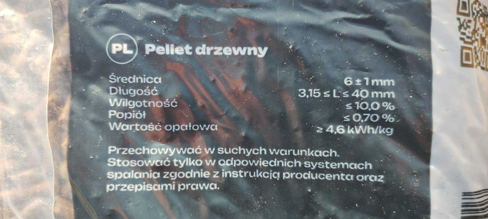 Pellet drzewny EN plus A1- 1259,05 zł (paleta 975kg, 65 worków)